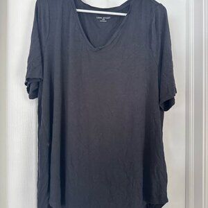 Lane Bryant Black Short Sleeve V-Neck Tee